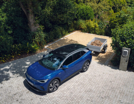 Asistent cúvania s prívesom – Trailer Assist